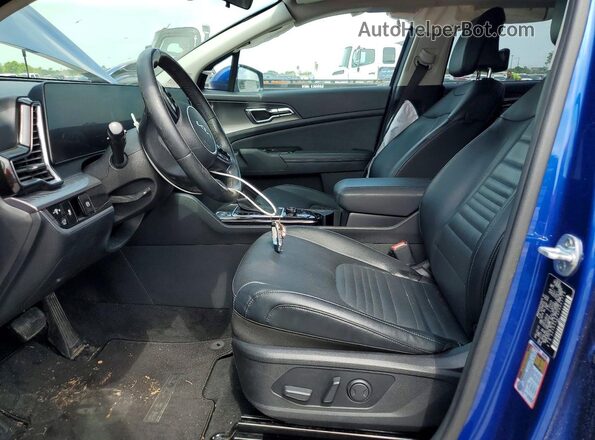 5XYK53AF4PG021713 2023 KIA SPORTAGE Blue Вид салону спереду