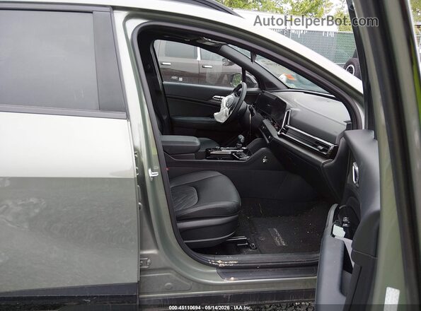 5XYK6CDF1SG268561 2025 KIA SPORTAGE Green Vista interior delantera