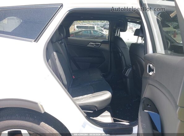 5XYK6CDF4RG157304 2024 KIA SPORTAGE White Vista de la etiqueta del VIN