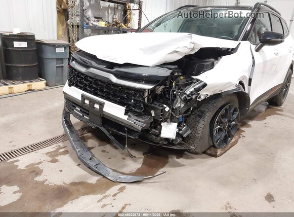 5XYK7CDF8RG188486 2024 KIA SPORTAGE Белый Вид спереди