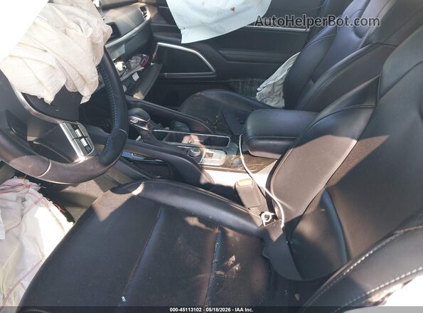 5XYP2DHC7MG098488 2021 KIA TELLURIDE Серебряный Вид салона спереди