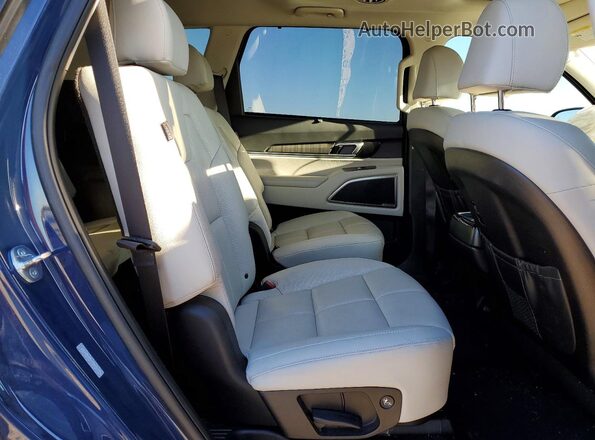 5XYP34GC8SG613882 2025 KIA TELLURIDE Gray Rear seats view
