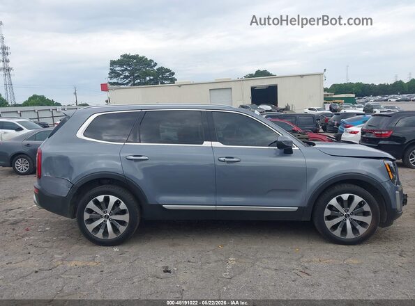 5XYP6DHC7LG056017 2020 KIA TELLURIDE Silver Rear interior view
