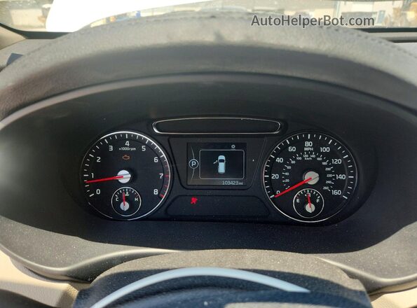 5XYPG4A30GG097974 2016 KIA SORENTO White 