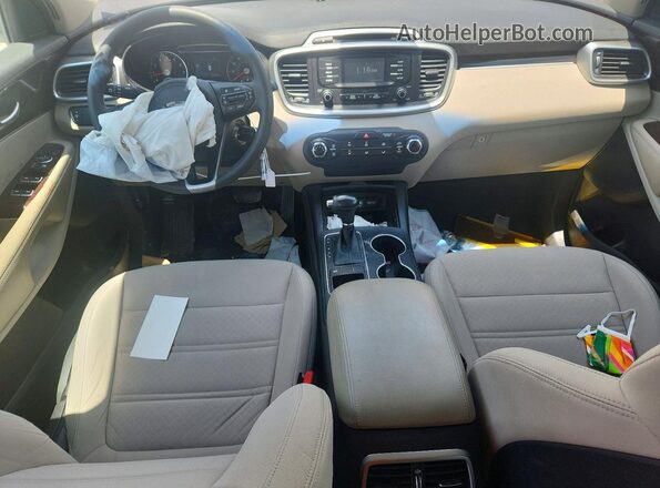 5XYPG4A30GG097974 2016 KIA SORENTO White 