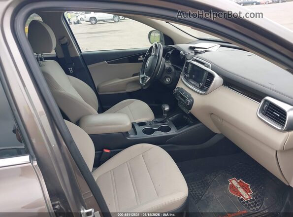 5XYPGDA35KG558854 2019 KIA SORENTO Brown Вид салону спереду
