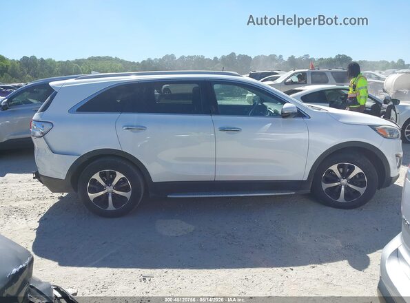 5XYPH4A12GG024830 2016 KIA SORENTO White Rear interior view