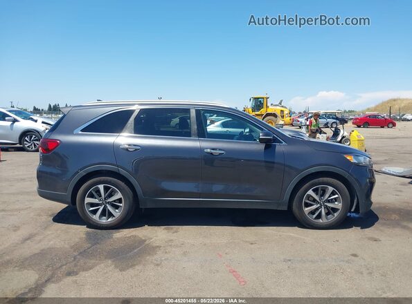5XYPH4A50KG454366 2019 KIA SORENTO Gray Вид задньої частини салону