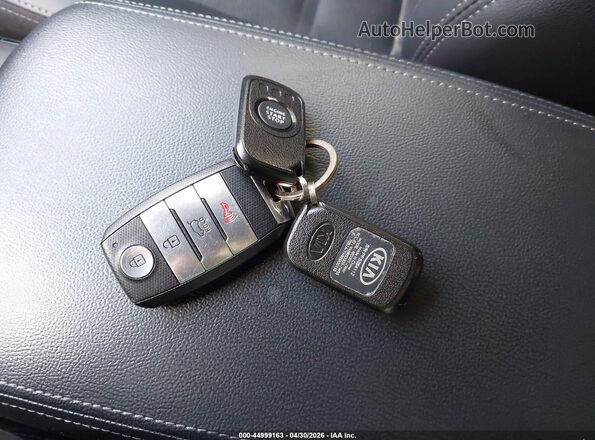 5XYPKDA56LG661699 2020 KIA SORENTO Burgundy Widok deski rozdzielczej