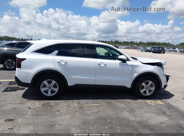 5XYRG4JC3SG359424 2025 KIA SORENTO White Widok wnętrza z tyłu