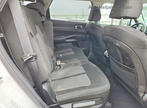 5XYRG4JC9RG297733 2024 KIA SORENTO White უკანა სალონის ხედი