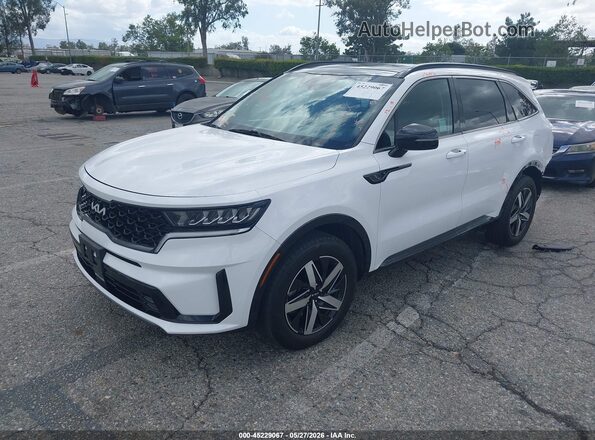 5XYRH4LF6NG121625 2022 KIA SORENTO White 