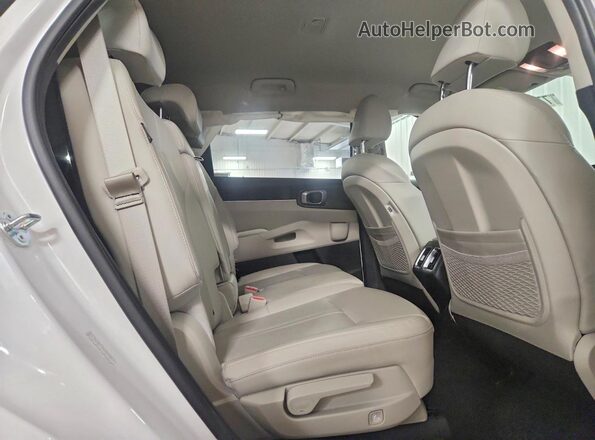 5XYRHDJF6TG424324 2026 KIA SORENTO White 