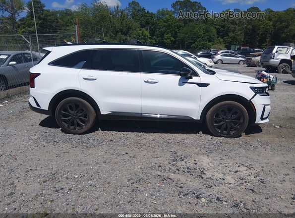 5XYRK4LF1NG086316 2022 KIA SORENTO White Սալոնի հետևի տեսք