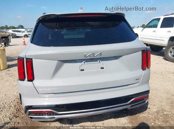 5XYRKDLF5PG185725 2023 KIA SORENTO Gray 