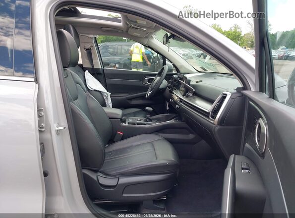5XYRL4JC1RG279657 2024 KIA SORENTO Gray Widok wnętrza z przodu