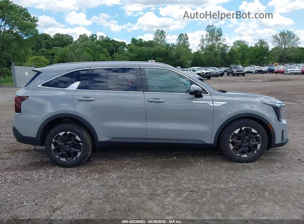 5XYRL4JC1RG279657 2024 KIA SORENTO Gray Widok wnętrza z tyłu