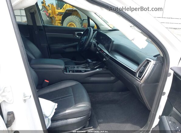 5XYRL4JC8RG285469 2024 KIA SORENTO White Вид салону спереду