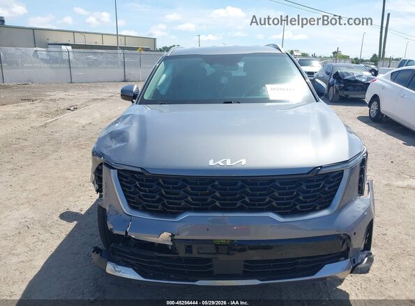 5XYRL4JCXSG343121 2025 KIA SORENTO Silver Սալոնի հետևի տեսք