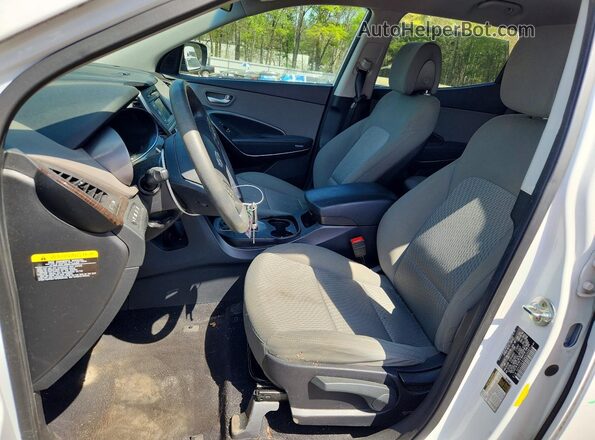 5XYZT3LB2HG434987 2017 HYUNDAI SANTA White Вид салону спереду