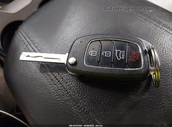 5XYZT3LB7HG404285 2017 HYUNDAI SANTA FE SPORT Gray წინა პანელის ხედი