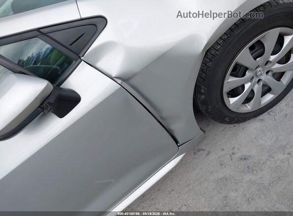 5YFB4MDE2RP173676 2024 TOYOTA COROLLA Серебряный 