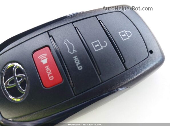 5YFB4MDE3TP446485 2026 TOYOTA LL Gray Dashboard view