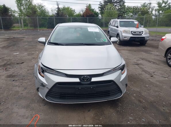 5YFB4MDE4SP353862 2025 TOYOTA COROLLA Silver Widok zestawu wskaźników