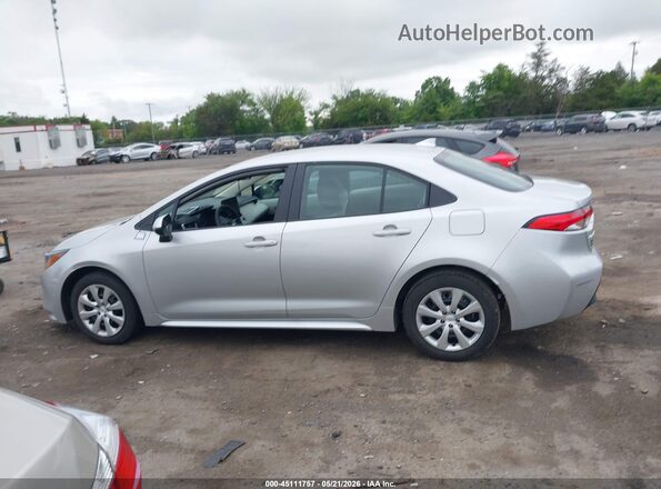 5YFB4MDE4SP353862 2025 TOYOTA COROLLA Silver Widok wnętrza 360 stopni