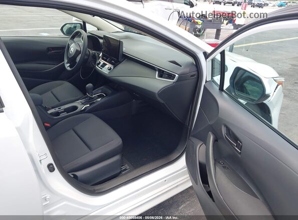 5YFB4MDE4TP398804 2026 TOYOTA LL White Vista interior delantera