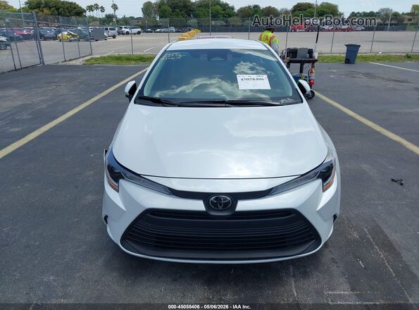 5YFB4MDE4TP398804 2026 TOYOTA LL White Vista del cuadro de instrumentos