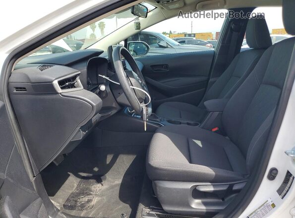 5YFB4MDE7RP136414 2024 TOYOTA COROLLA White 