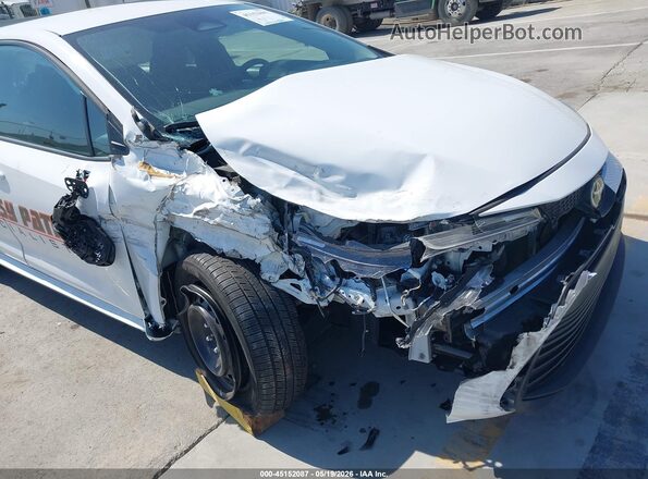 5YFB4MDE8SP252954 2025 TOYOTA COROLLA White Front view