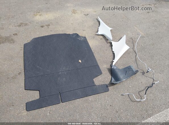 5YFB4MDE9SP230669 2025 TOYOTA LL Silver ხელსაწყოთა პანელის ხედი
