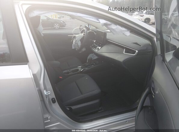 5YFB4MDEXSP327735 2025 TOYOTA LL Silver Widok wnętrza z przodu