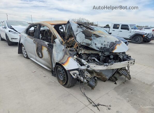 5YFB4MDEXTP394126 2026 TOYOTA COROLLA Silver Przód prawy