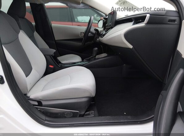 5YFDPMAE4NP349089 2022 TOYOTA LL White წინა სალონის ხედი