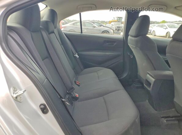 5YFEPMAE1NP301621 2022 TOYOTA COROLLA Silver 