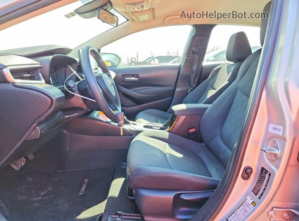 5YFEPMAE2MP174294 2021 TOYOTA COROLLA Silver 