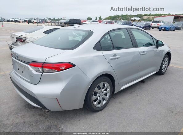 5YFEPMAE2NP313826 2022 TOYOTA LL Silver Rear right