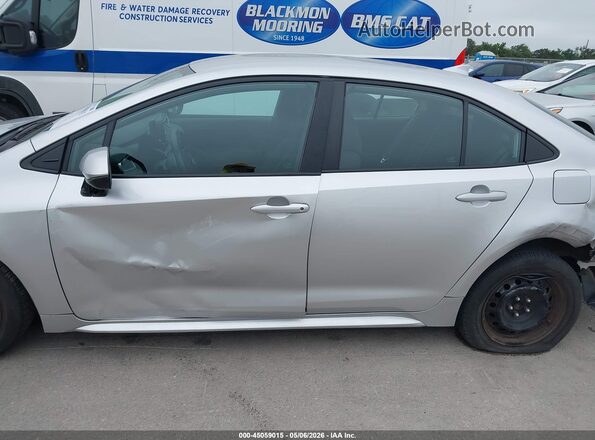 5YFEPMAE2NP313826 2022 TOYOTA LL Silver 360 interior view