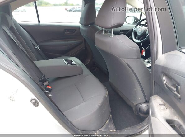 5YFEPMAE2NP391068 2022 TOYOTA LL Silver VIN կոդի պիտակի տեսք