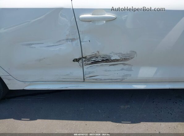 5YFEPMAE3NP284448 2022 TOYOTA COROLLA White 