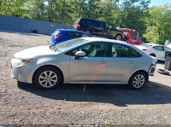 5YFEPMAE3NP299547 2022 TOYOTA COROLLA Silver 