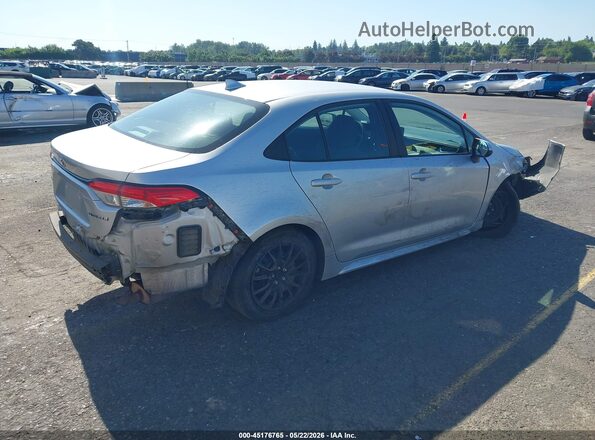 5YFEPMAE3NP326360 2022 TOYOTA COROLLA Серебряный Задняя правая четверть