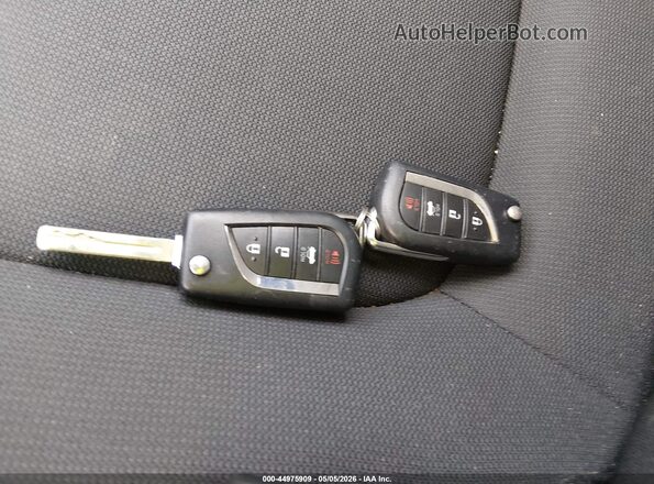 5YFEPMAE5MP232589 2021 TOYOTA LL White წინა პანელის ხედი