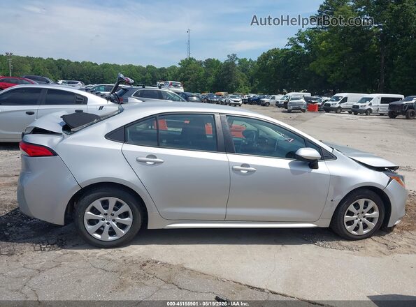5YFEPMAE6MP215879 2021 TOYOTA COROLLA Silver Вид задньої частини салону