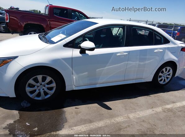 5YFEPMAE6NP309052 2022 TOYOTA LL White Vista interior de 360 grados