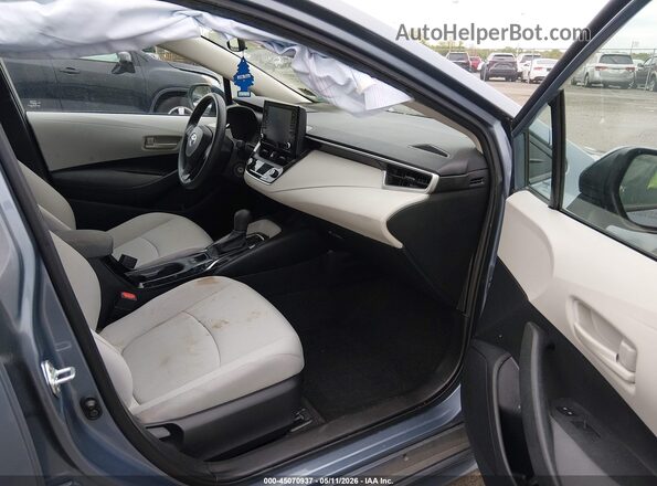 5YFEPMAE6NP383720 2022 TOYOTA LL Light Blue Vista interior delantera