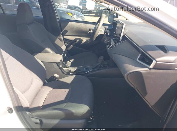5YFEPMAE8MP200557 2021 TOYOTA COROLLA White Vista interior delantera